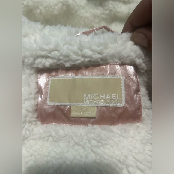 Michael Kors girls faux fur lined puffer zip up jacket - Picture 4 of 8